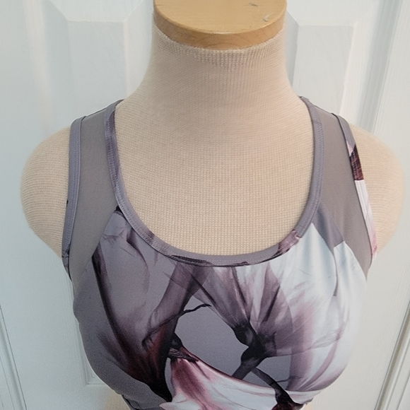 2/$20 Fabletics Camryn Floral Sports Bra - Picture 4 of 11